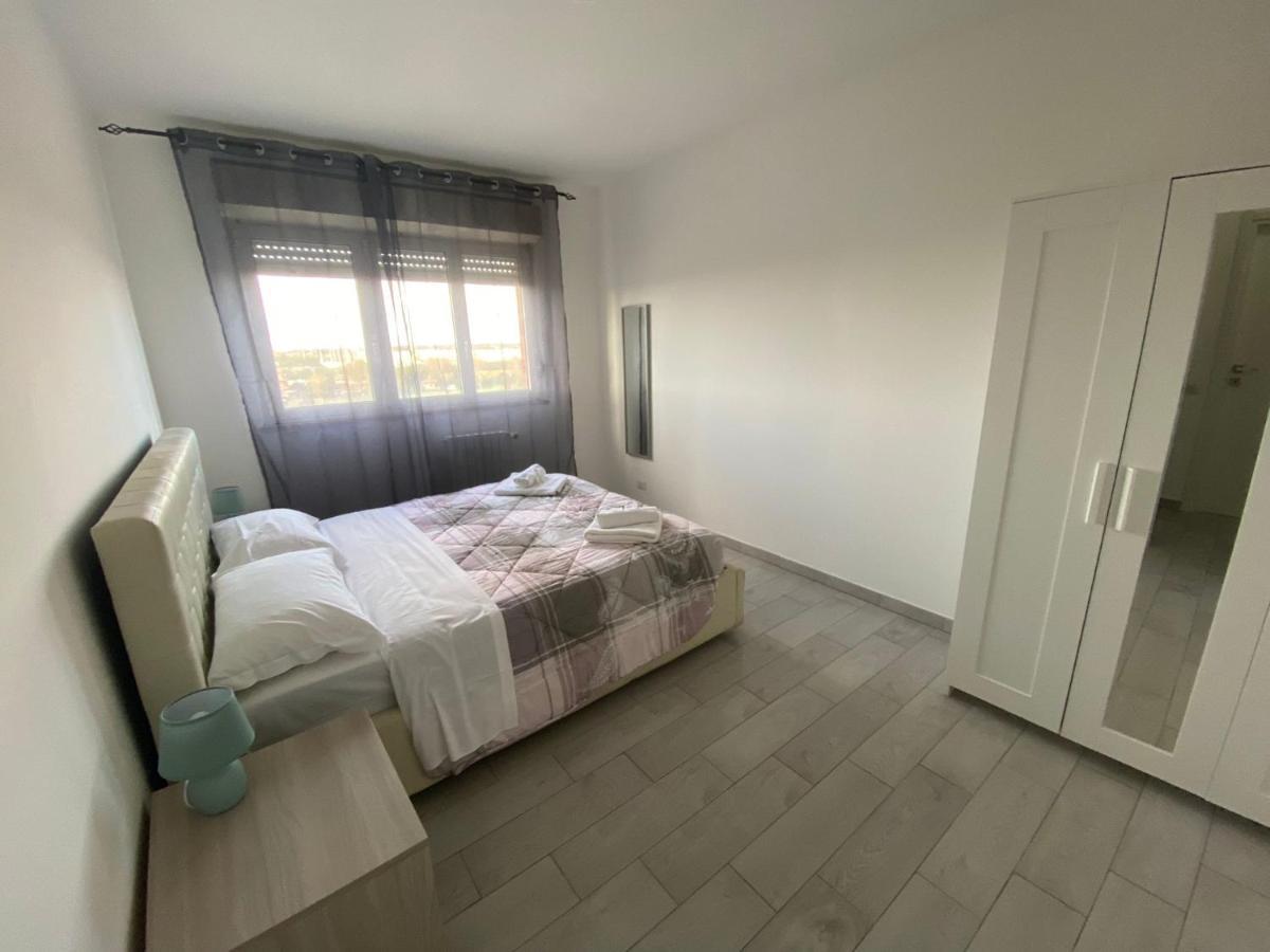 Grande, Vista Mare A 2 Passi Dalla Spiaggia Lido di Ostia Exterior foto